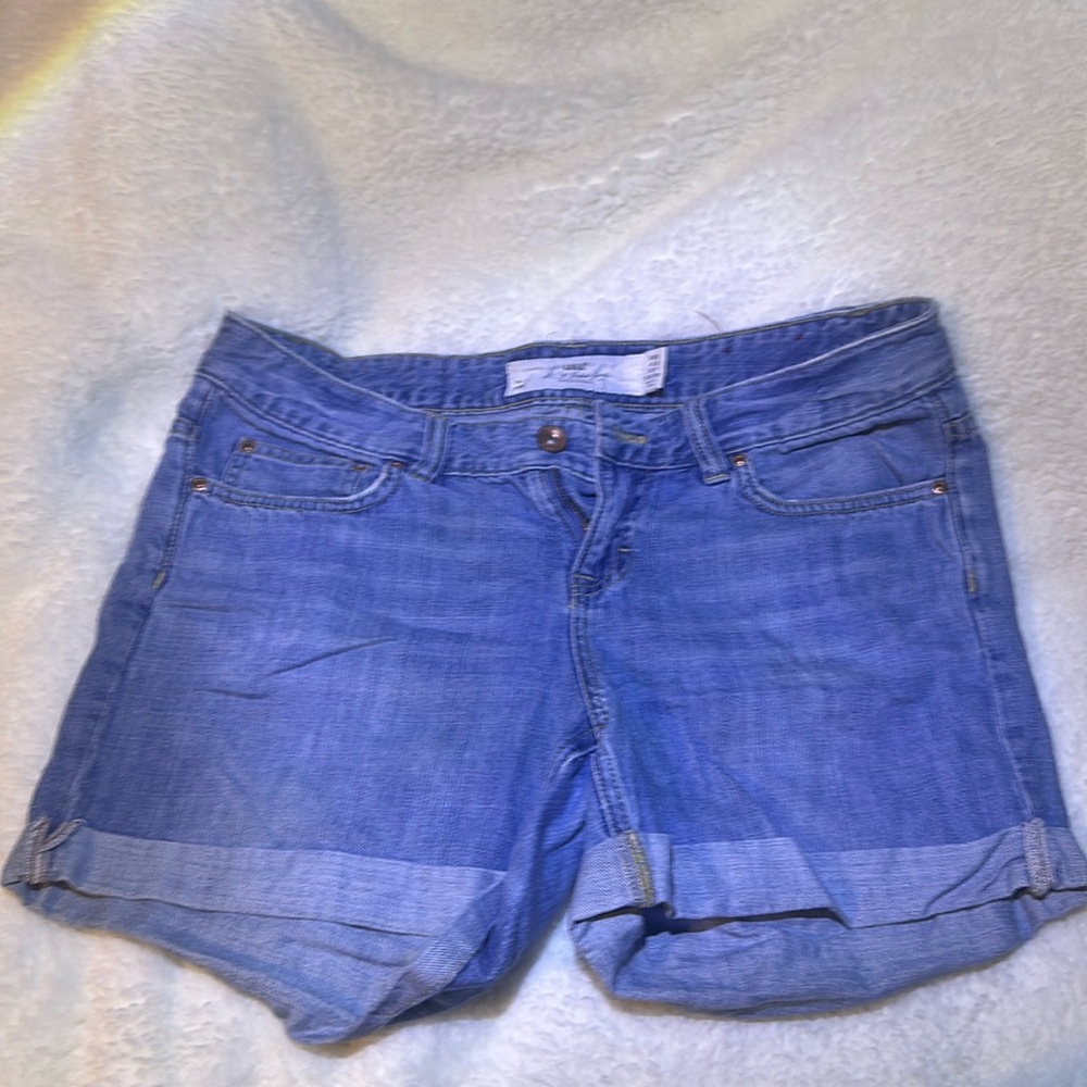 H&M Women’s High Rise Denim Jeans Shorts Size:29